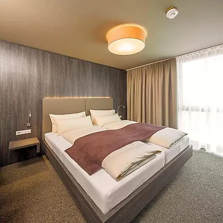Hotel Myhotel Muenchen 3*
